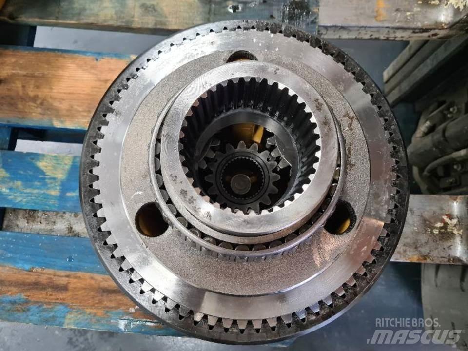 CAT 735 Prevodovka