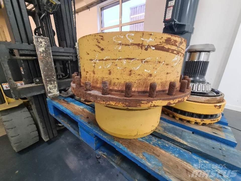 CAT 735 Prevodovka