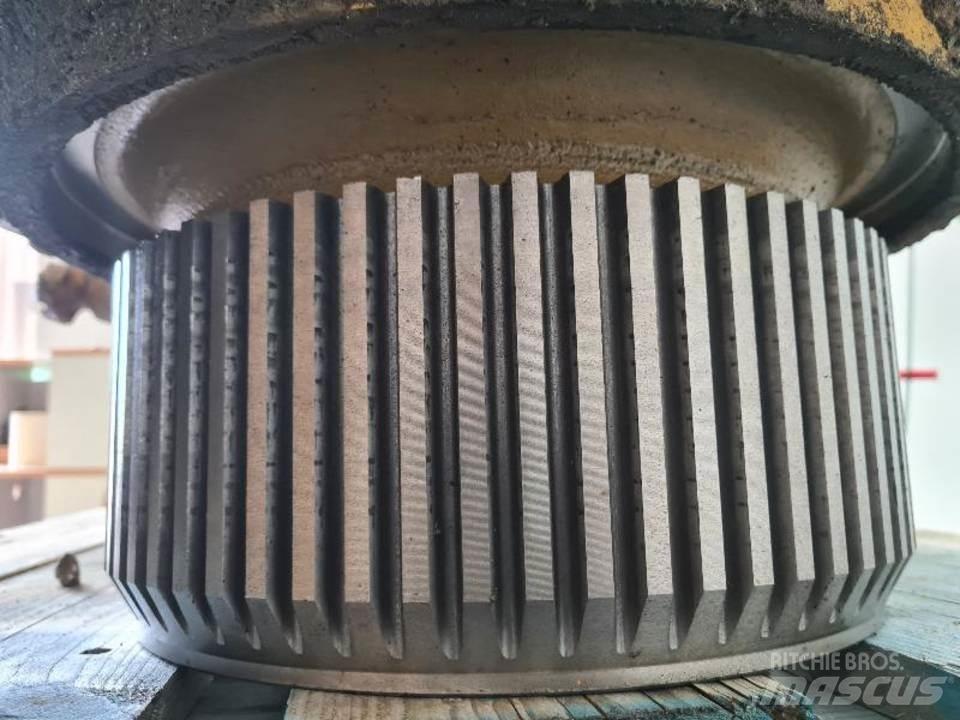 CAT 735 Prevodovka
