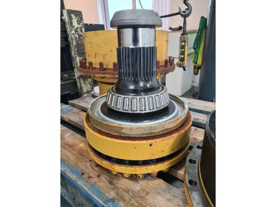 CAT 735 Prevodovka