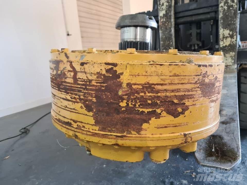 CAT 735 Prevodovka