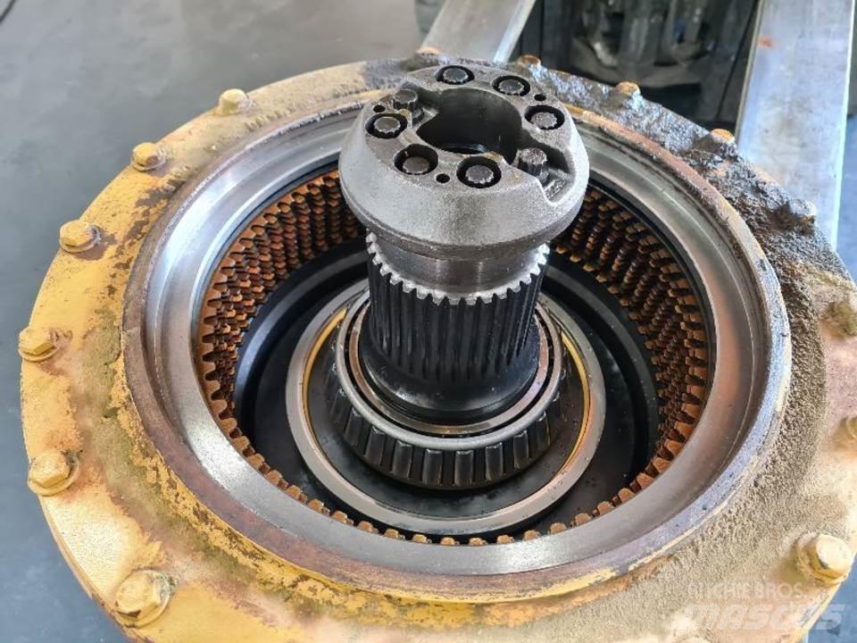 CAT 735 Prevodovka