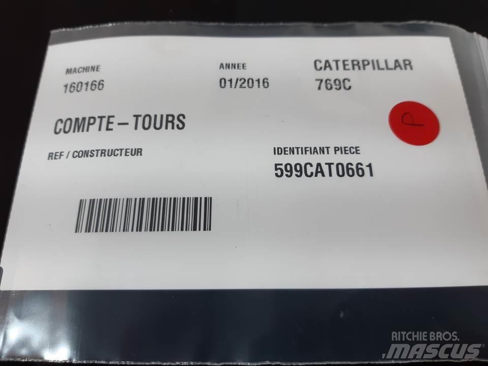 CAT 769C Kabíny a interiér