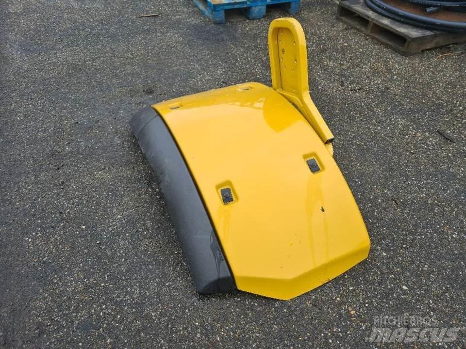 CAT 926M Kabíny a interiér