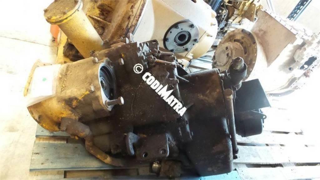 CAT 944A Prevodovka