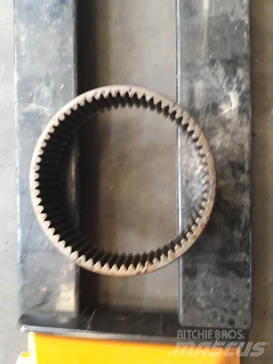 CAT 950E Prevodovka
