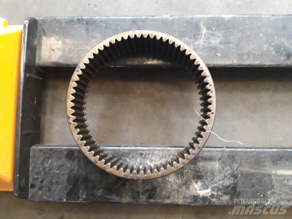CAT 950E Prevodovka