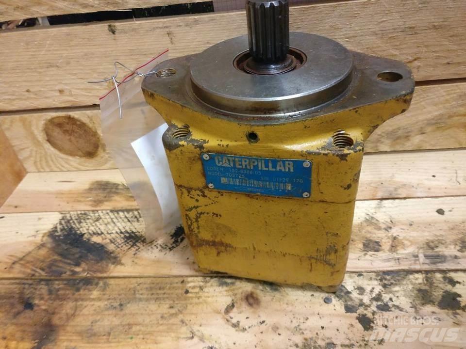 CAT 963C Hydraulika