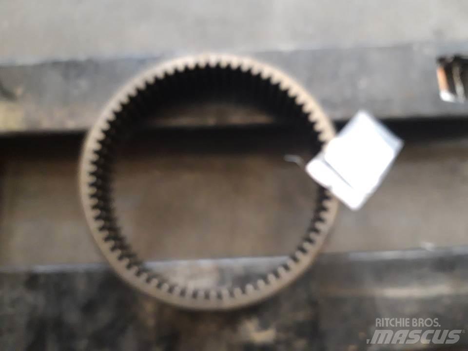 CAT 966E Prevodovka