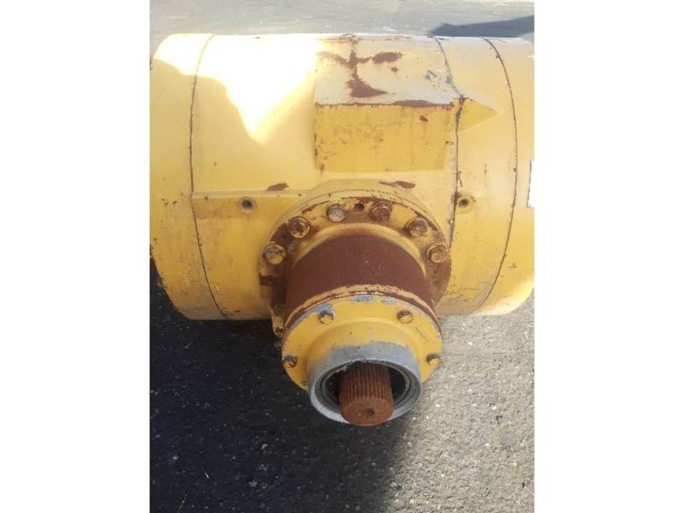 CAT 966H Prevodovka