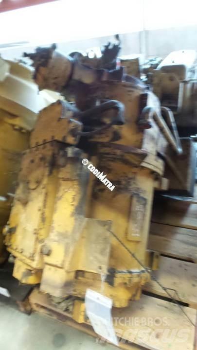 CAT D300B Prevodovka