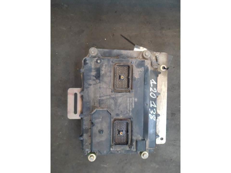 CAT M316D Kabíny a interiér