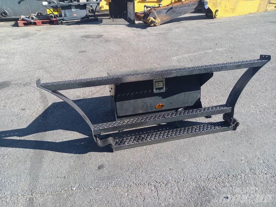CAT M320F Kabíny a interiér