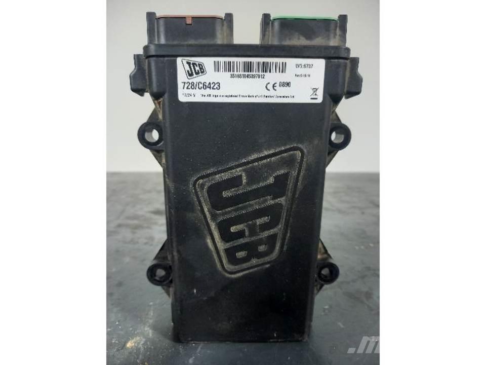 JCB 51R-1 Kabíny a interiér