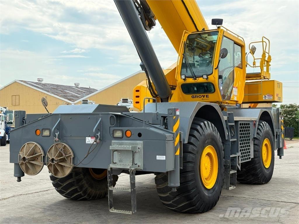 Grove GRT8100 Žeriavy pre ťažký terén