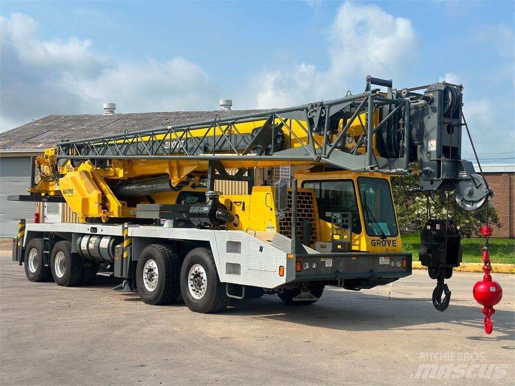 Grove TMS700E Univerzálne terénne žeriavy