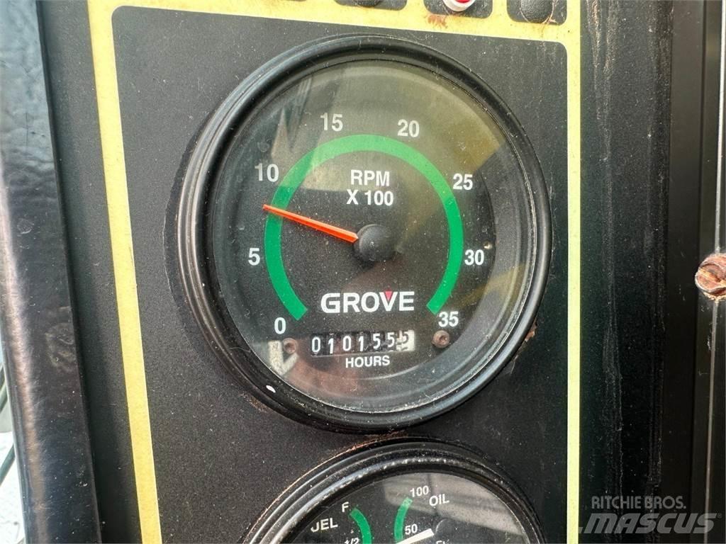 Grove TMS700E Univerzálne terénne žeriavy