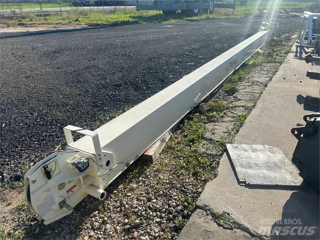 Terex  Výložníky a lyžice
