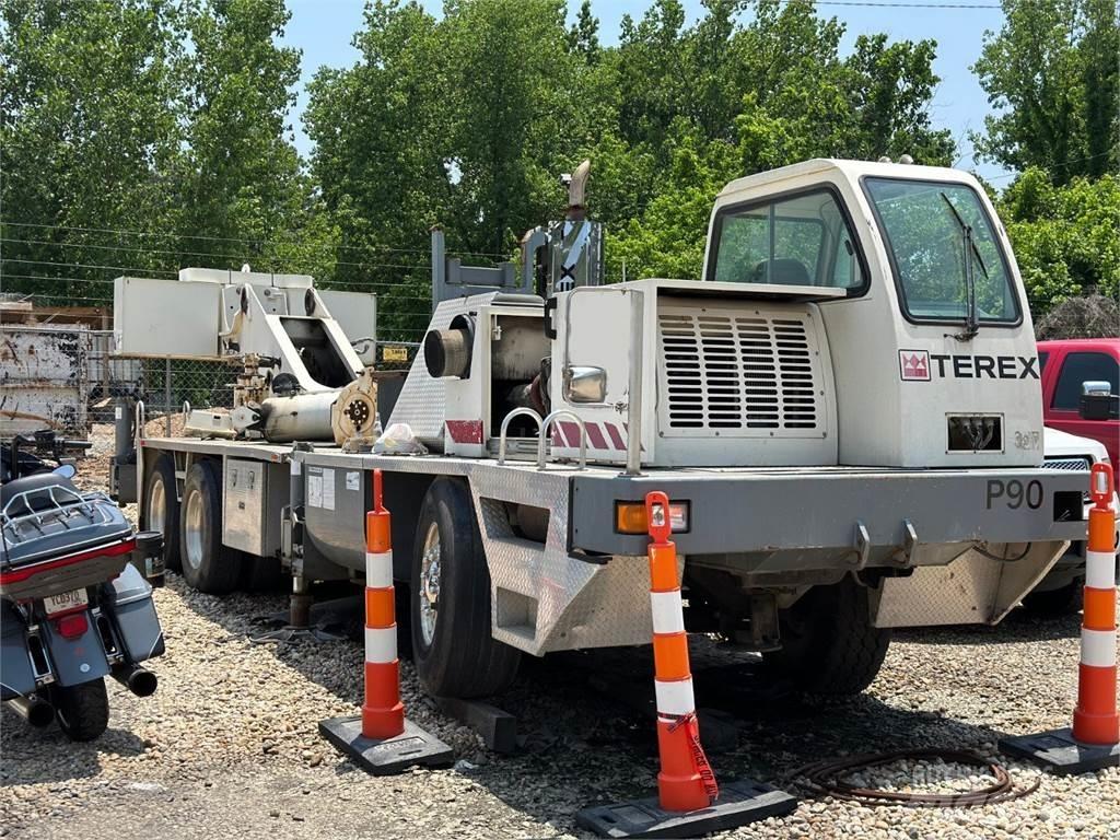 Terex T 340-1XL Univerzálne terénne žeriavy
