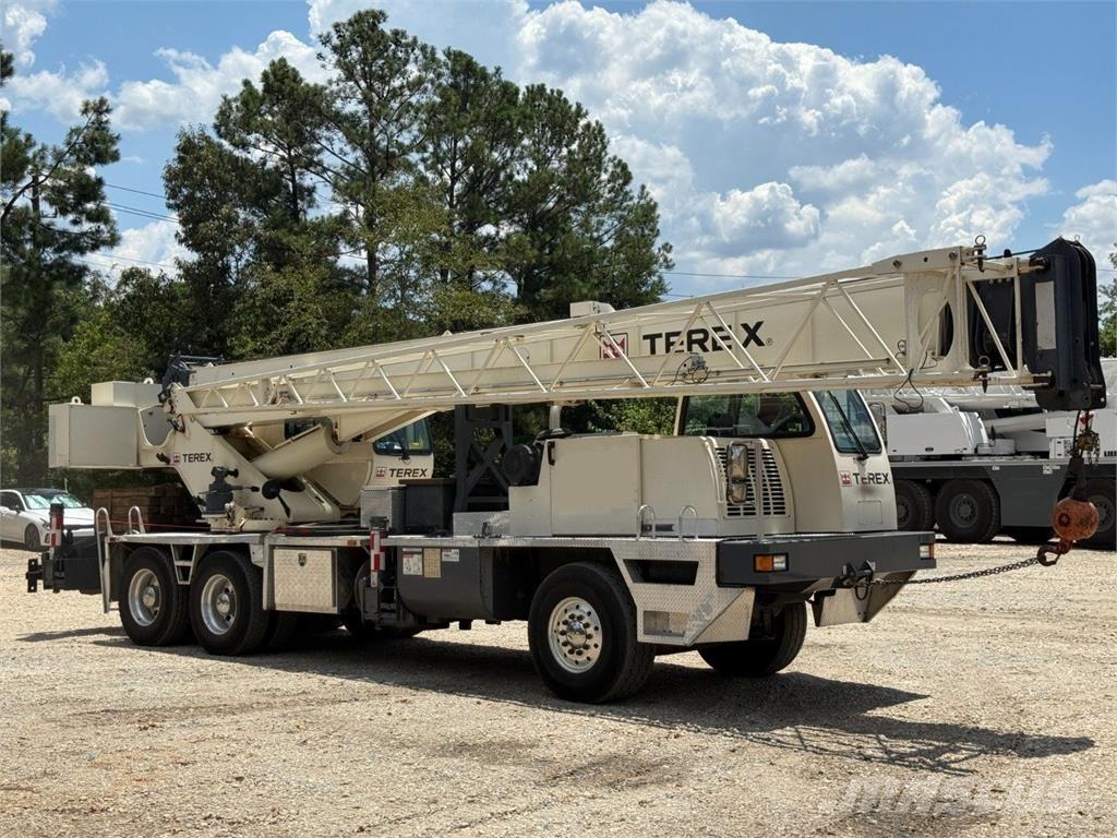 Terex T 340-1XL Univerzálne terénne žeriavy