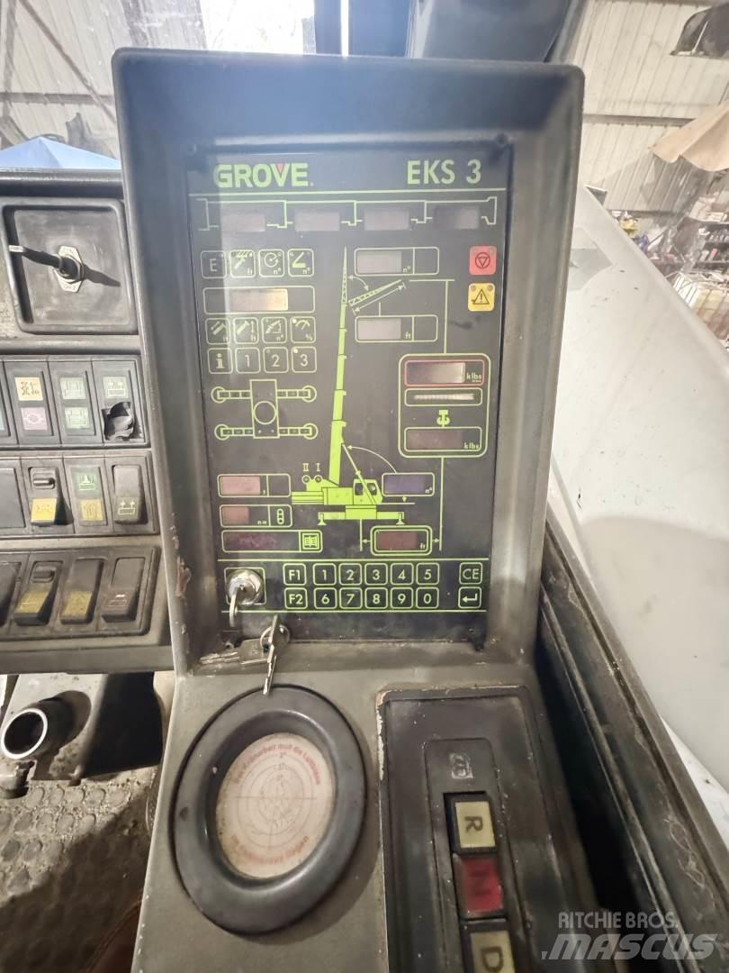 Grove GMK4070 Univerzálne terénne žeriavy