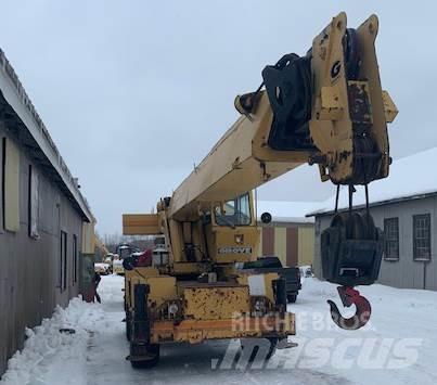 Grove RT522 Žeriavy pre ťažký terén