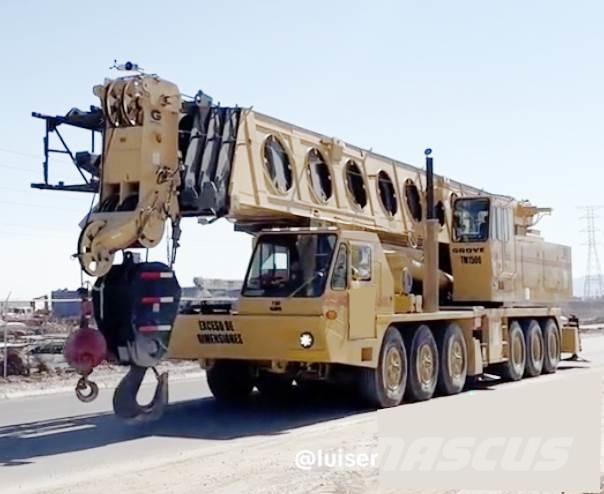 Grove TM1500 Univerzálne terénne žeriavy
