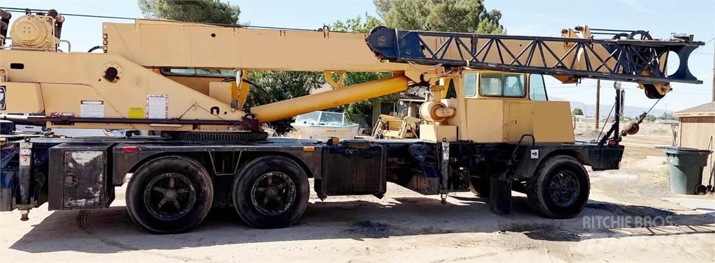 Grove TMS145A/250A Univerzálne terénne žeriavy
