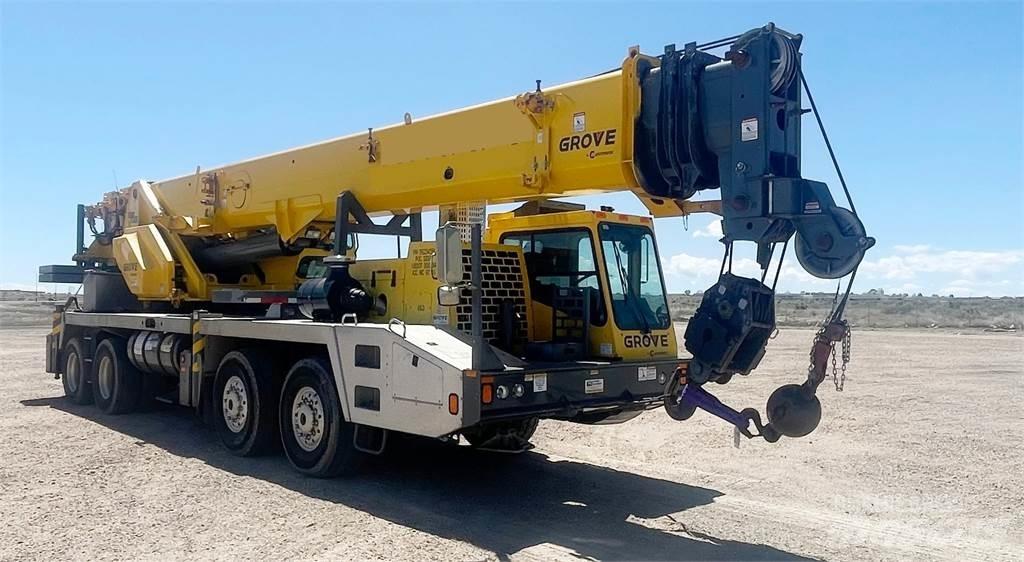 Grove TMS760E Univerzálne terénne žeriavy