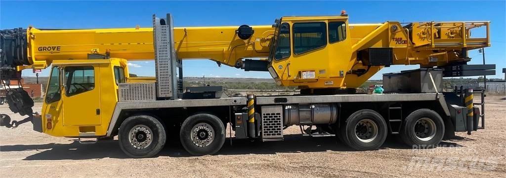 Grove TMS760E Univerzálne terénne žeriavy
