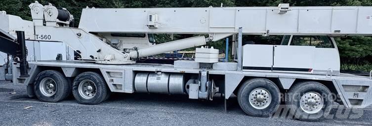 Terex T 560 Univerzálne terénne žeriavy