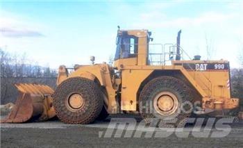 CAT 990 Kolesové nakladače