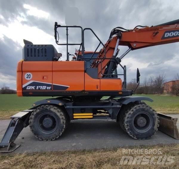Doosan DX 170 W-7 Kolesové rýpadlá