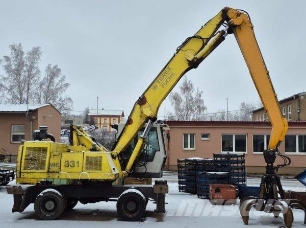 Fuchs MHL 331 Stroje pre manipuláciu s odpadom