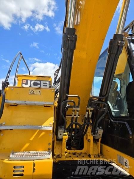JCB JZ 235 LC Pásové rýpadlá