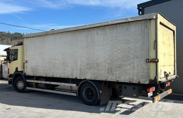 Scania P230 LB Plošinové nákladné automobily/nákladné automobily so sklápacími bočnicami