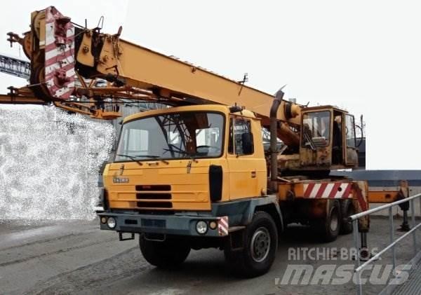 Tatra 815 +AD 20.2 (CKD Autožeriavy, hydraulické ruky
