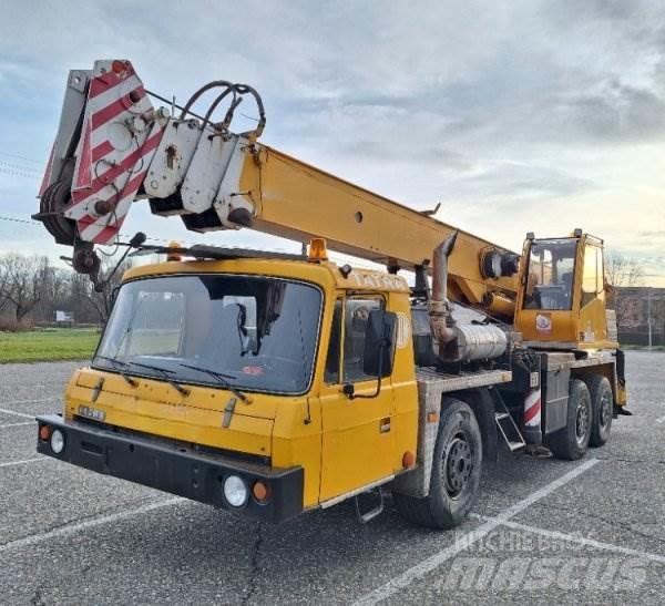 Tatra T815 +AD 28 (ČKD) Autožeriavy, hydraulické ruky