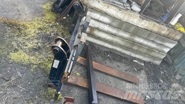 Terex TL 100 Kolesové nakladače