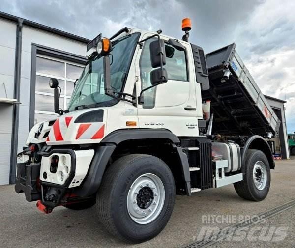 Unimog U 423 Posýpače soli a piesku