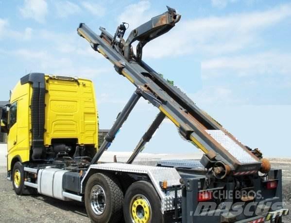 Volvo 500 +Combi-Lift Hákový nosič kontajnerov