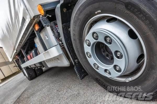 Volvo FL 210 Autožeriavy, hydraulické ruky