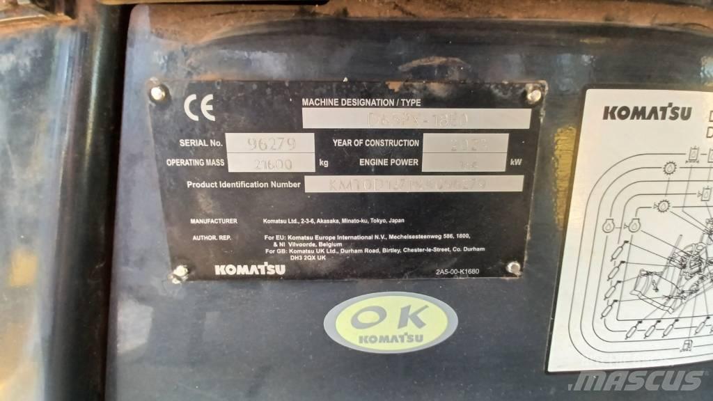 Komatsu D65PX-18 Pásové dozéry
