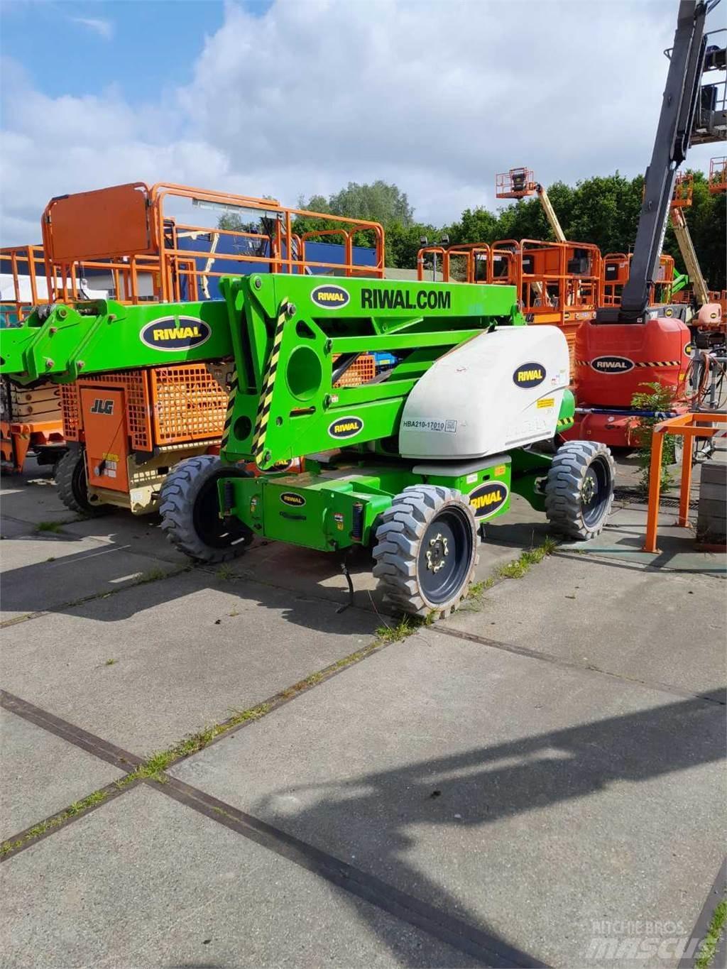 Niftylift HR21AWDH Kĺbové plošiny