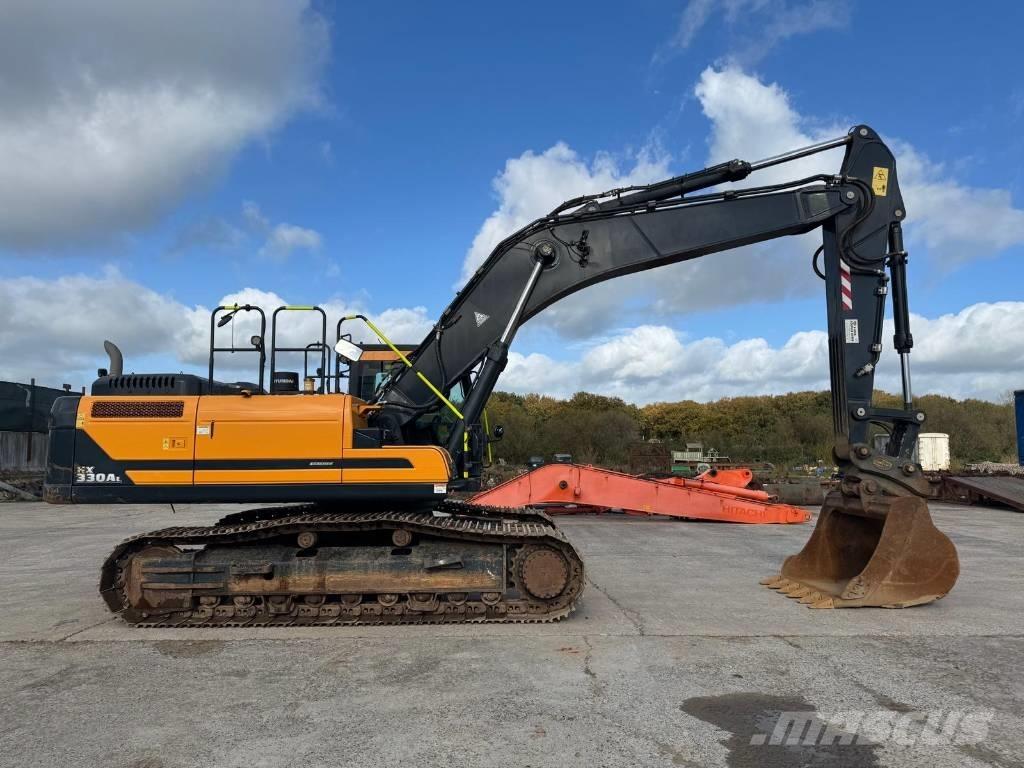 Hyundai HX 330 AL Pásové rýpadlá