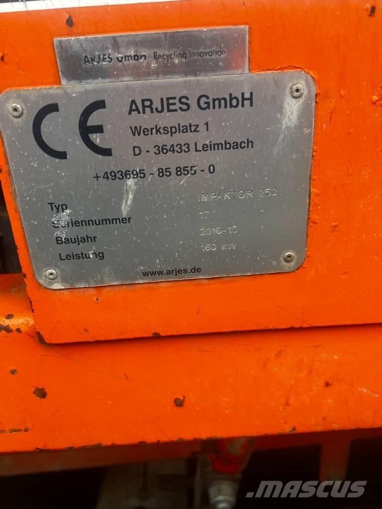Arjes Impaktor 250 Mobilné drviče