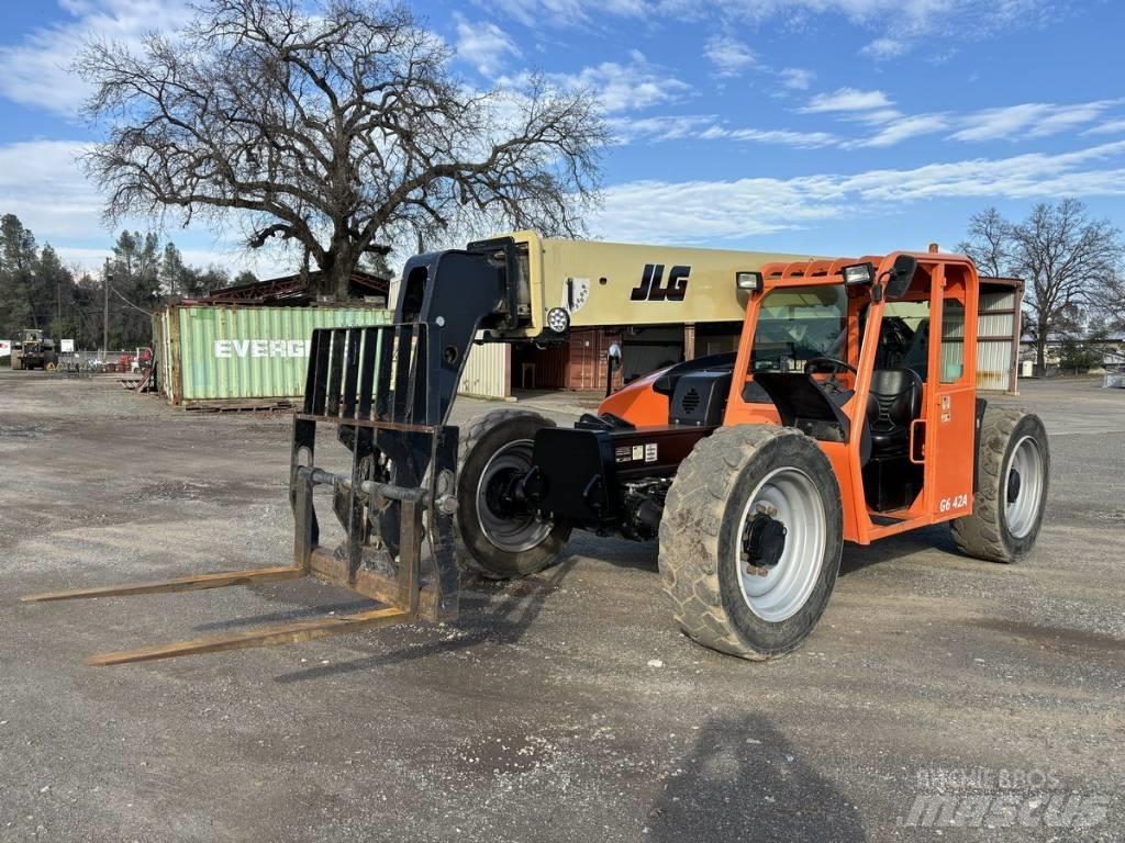 JLG G 6-42 A Teleskopické manipulátory