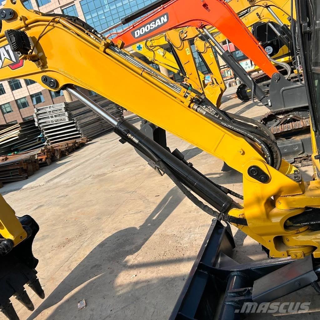 CAT 303.5 E Mini rýpadlá < 7t