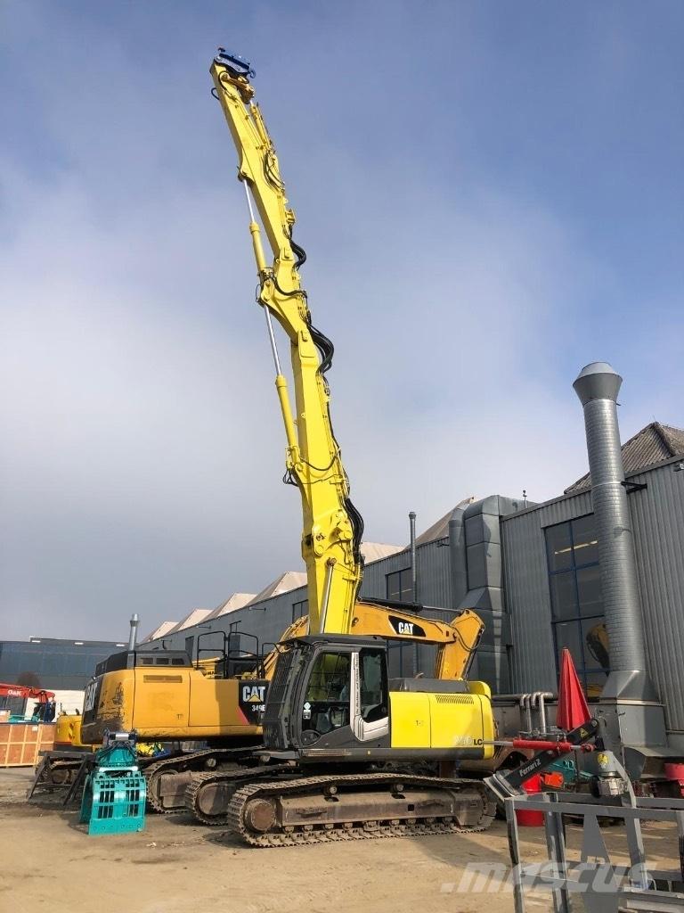 Hitachi LC 250 Demolačné rýpadlá