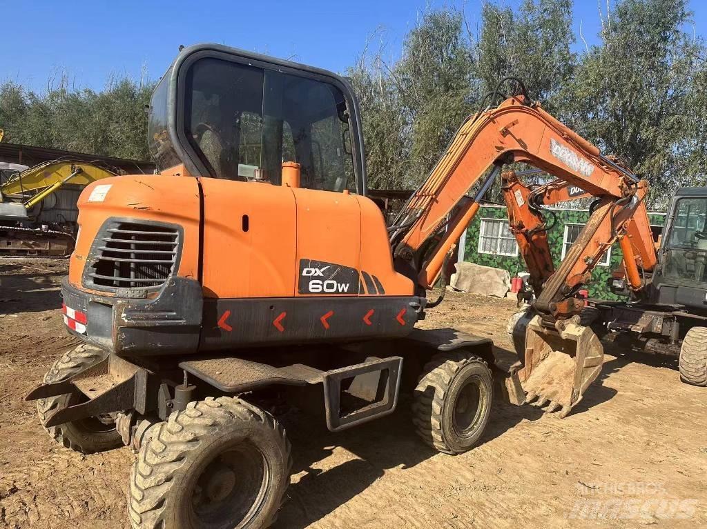 Doosan DX60W Mini rýpadlá < 7t